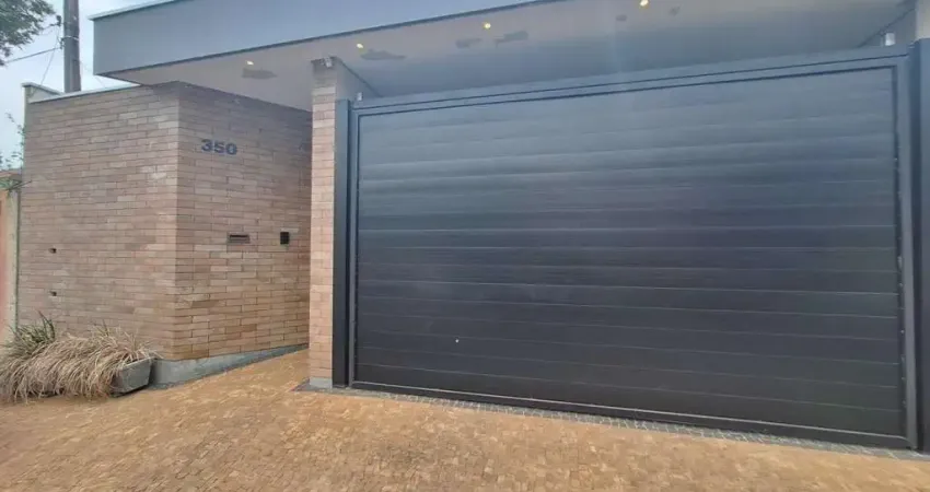 Casa em conjunto habitacional lindomar gomes de carvalho  -  marília