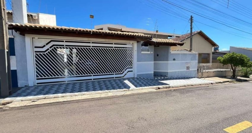 Casa com 3 quartos à venda no Centro, Osvaldo Cruz 