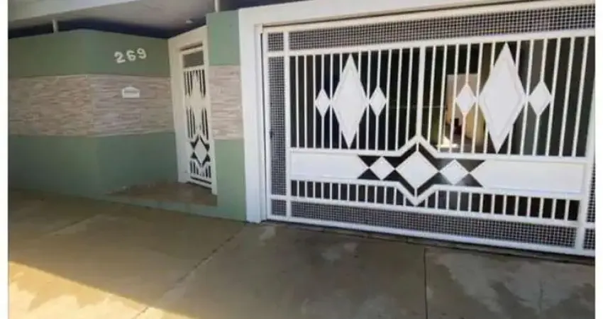 Casa com 3 quartos à venda no Jardim Sasazaki, Marília 