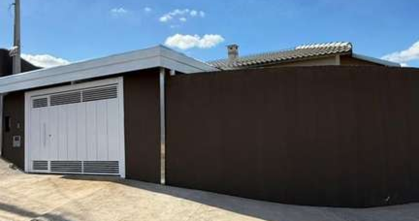 Casa à Venda em Maria Angélica, Marília - 2 Dorms, 110m²