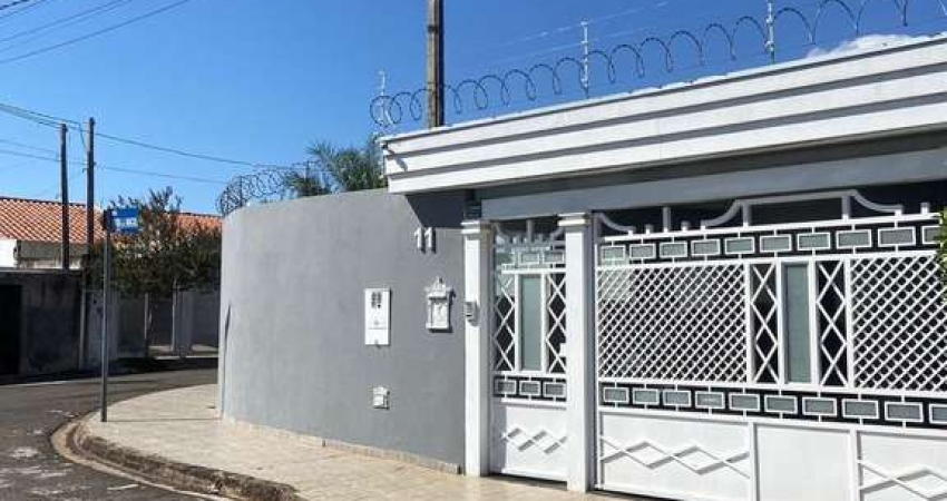 Casa à Venda em Marília: 2 Dorms, 1 Suíte, Bairro Eduardo Andrade