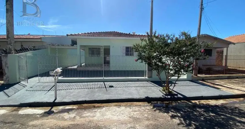 Casa com 5 quartos para alugar na Rua Gildo Casadei, 305, Parque São Jorge, Marília