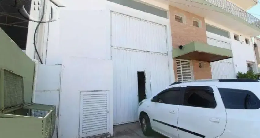 Casa comercial para alugar na Rua Bonfim, 460, Alto Cafezal, Marília