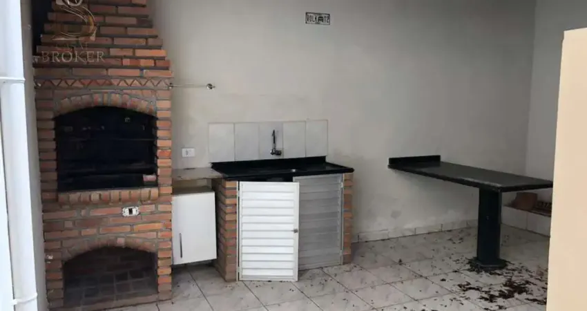 Casa com 3 quartos para alugar na Rua Joaquim Nabuco, 317, Bassan, Marília