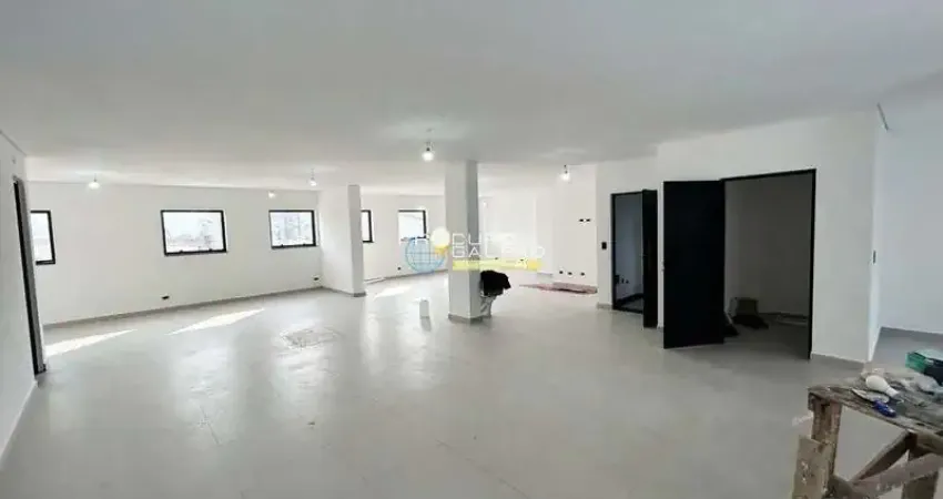 Locação Comercial na Av. Dom José Gaspar – Laje com Varanda