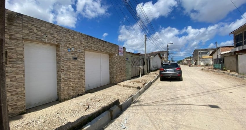Casa com 04 quartos e 225m² em Santa Lúcia - Maceió - AL