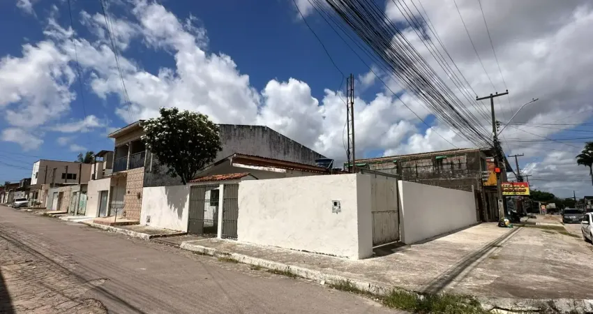 Casa com 3 quartos à venda na Rua Maria do Socorro Queiroz, 199, Santa Lúcia, Maceió
