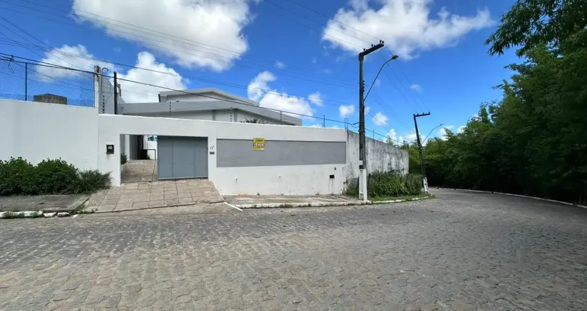 Belíssima casa com 4 quartos em jardim petrópolis - maceió - al