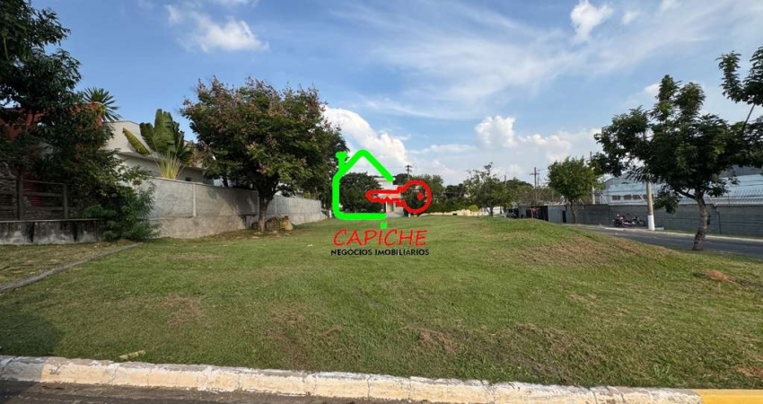 Terreno à venda em condomínio em Vinhedo-SP, bairro Bosque, com 987m² de área.