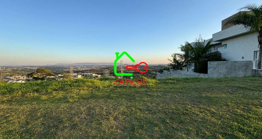 Terreno à venda em condomínio exclusivo de Vinhedo-SP, no bairro Monte Alegre, com 1.064,20m² de área.