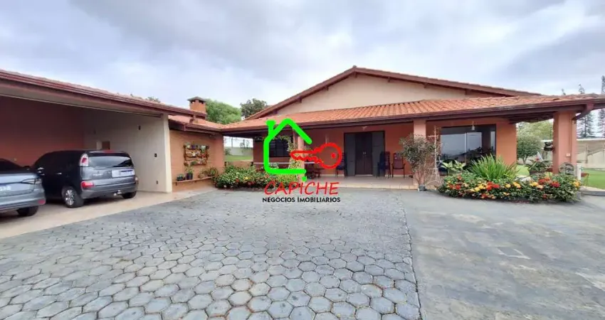 Chácara à venda em Vinhedo-SP, bairro Pinheirinho: 4 quartos, 2 suítes, 2 salas, 4 banheiros, 6 vagas, 287m². Venha conferir!