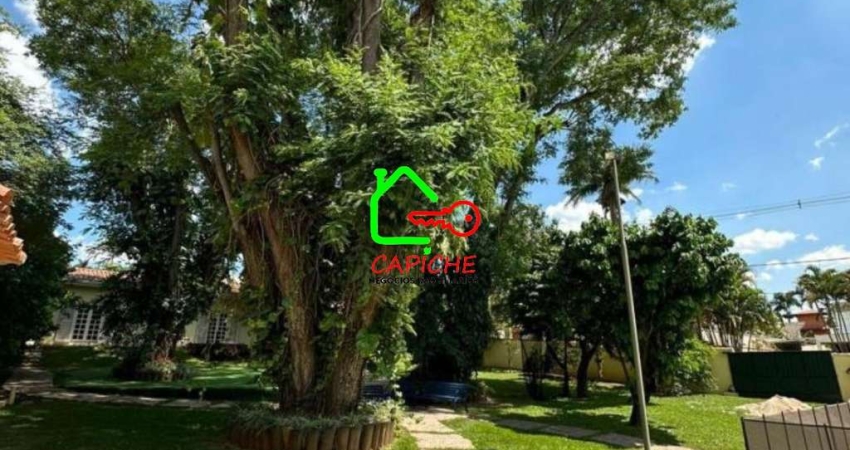 Venda de Casa de Luxo em Condomínio na Cidade de Vinhedo-SP, São Joaquim: 4 Quartos, 1 Suíte, 3 Salas, 4 Vagas, 300m²!