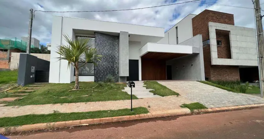 Casa à venda em Maringá, Chácaras Aeroporto, com 3 suítes, com 254.72 m