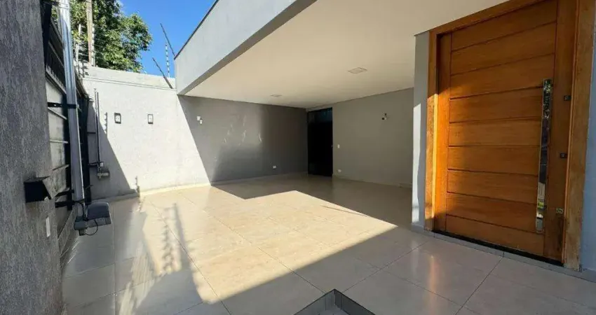 Casa à venda em Maringá, Jardim Paris III, com 3 quartos, com 208.92 m