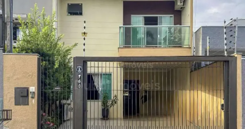 Casa com 3 quartos à venda na Rua Pioneiro Aníbal Borin, 760, Jardim Paris, Maringá
