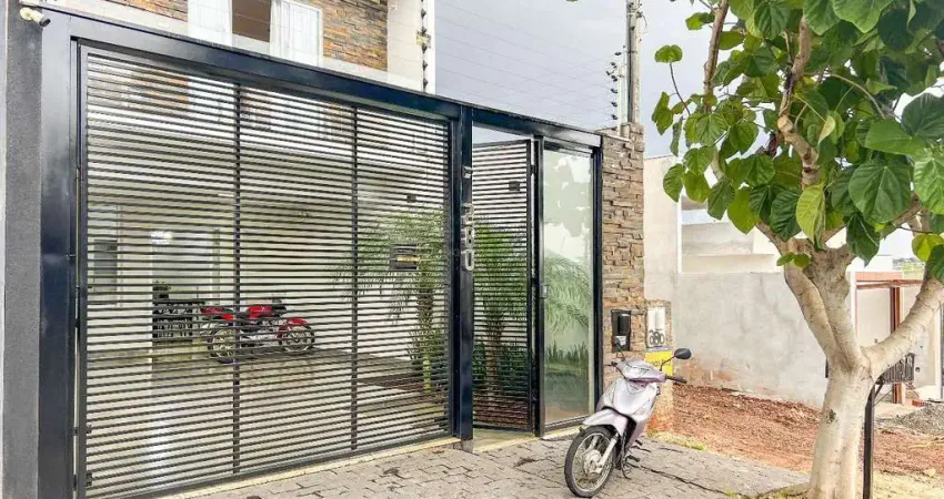 SOBRADO A VENDA COM 1 SUITE   2 QUARTOS NO JARDIM ARAUCÁRIA, COM 162 M2 - R  800.000,00