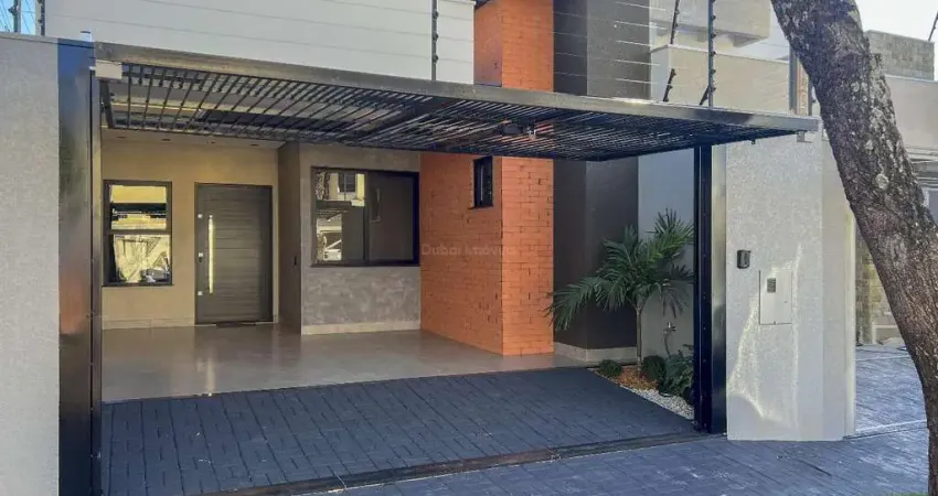 LINDA CASA À VENDA NO JD BRASIL COM 121 M  DE CONSTRUÇÃO