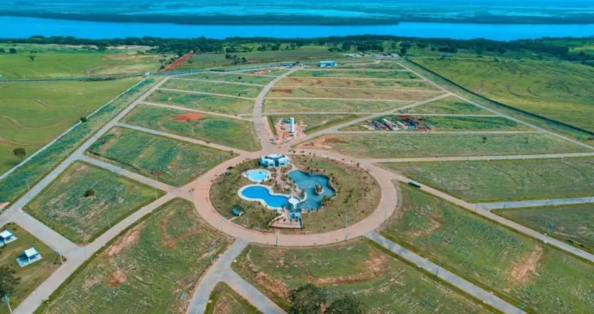 Terreno à venda com 450 m2 em condomínio de alto padrão às margens do Rio Paraná