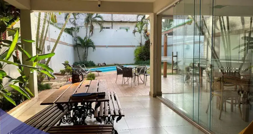 Casa à venda zona 05, maringá | 3 suítes, piscina e área gourmet