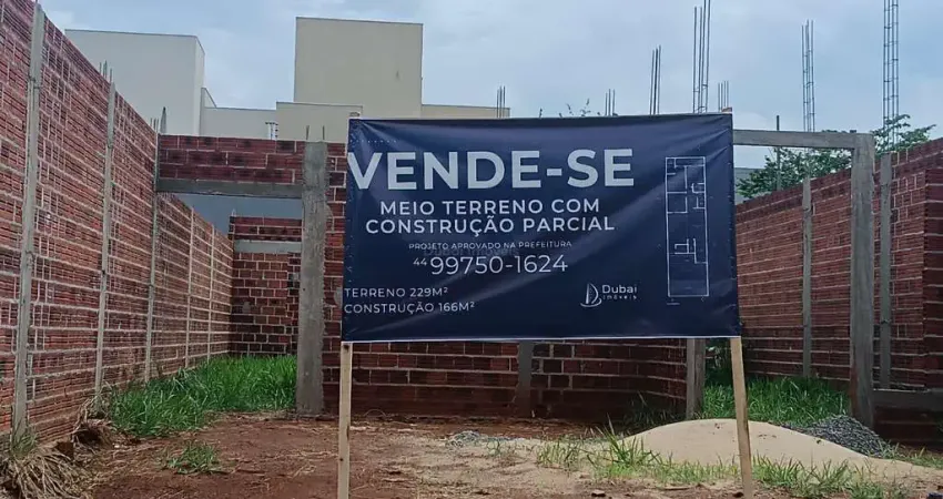 Meio terreno com construção à venda no jardim espanha  maringá