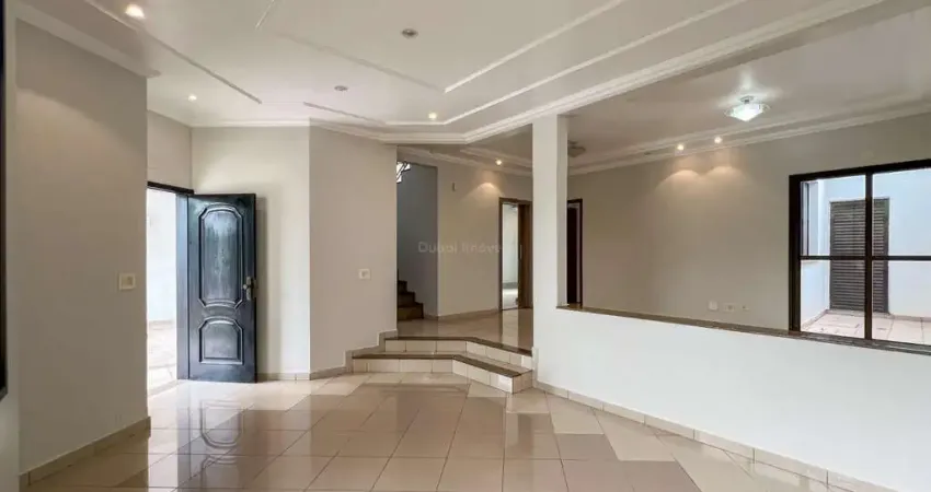 Sobrado à venda no condomínio deltaville i área gourmet com piscina e 2 suítes com closet