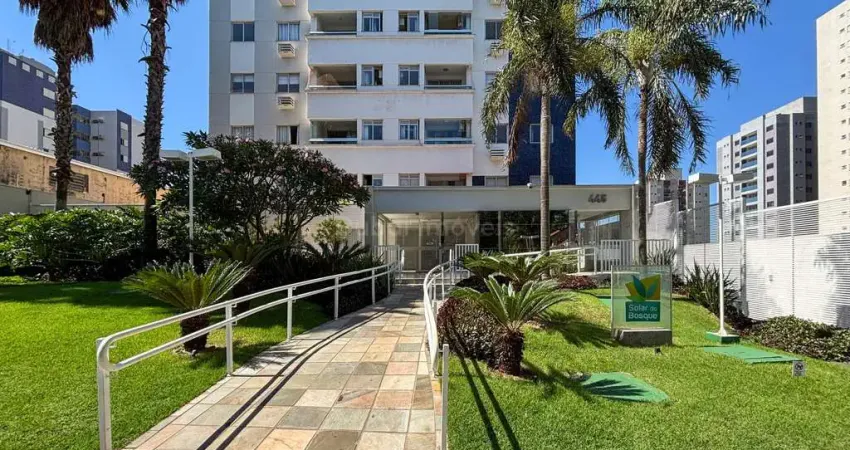 Apartamento com 3 quartos para alugar na Rua Monsenhor Kimura 445, Vila Cleópatra, Maringá