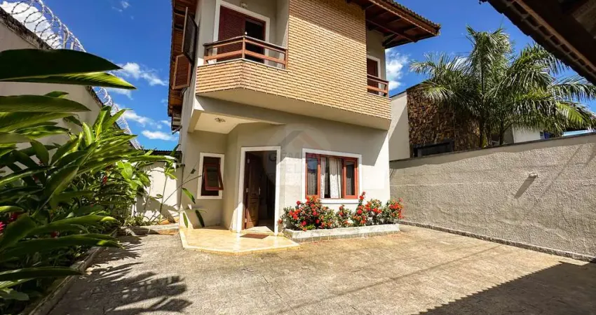 Casa com Piscina, Quintal Amplo e 3 Suítes a 500m da Praia de Juquey - VENDA/LOCAÇÃO ANUAL