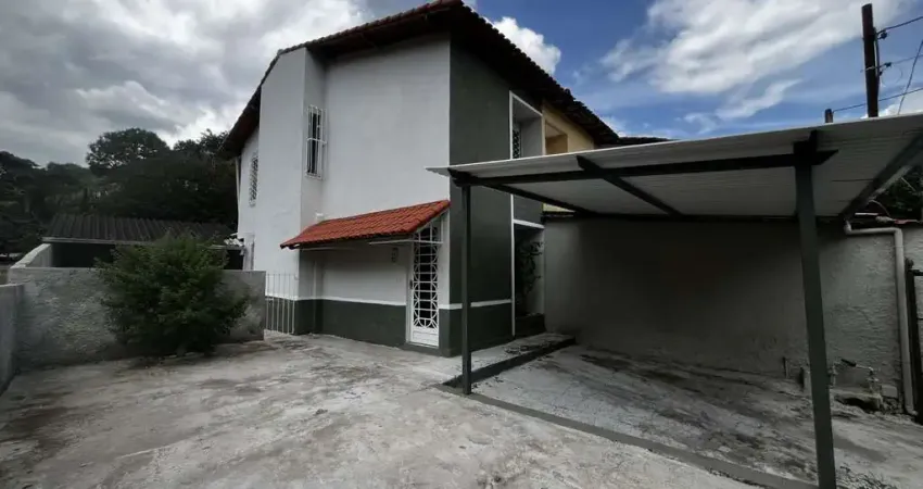 Casa para Venda em Volta Redonda, Retiro, 3 dormitórios, 2 banheiros, 2 vagas