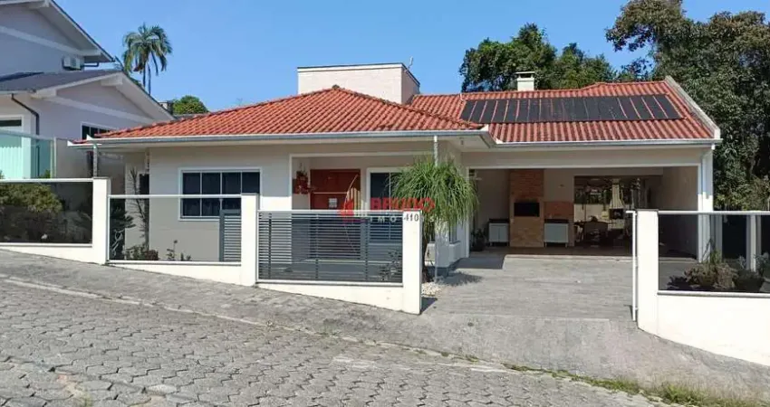 Casa com 3 quartos à venda na Rua Basilício Garcia Filho, 410, Centro, Antônio Carlos