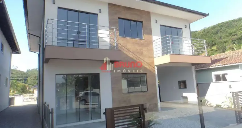 Casa com 3 quartos para alugar na Rua São Francisco de Assis, 749, Guiomar, Antônio Carlos