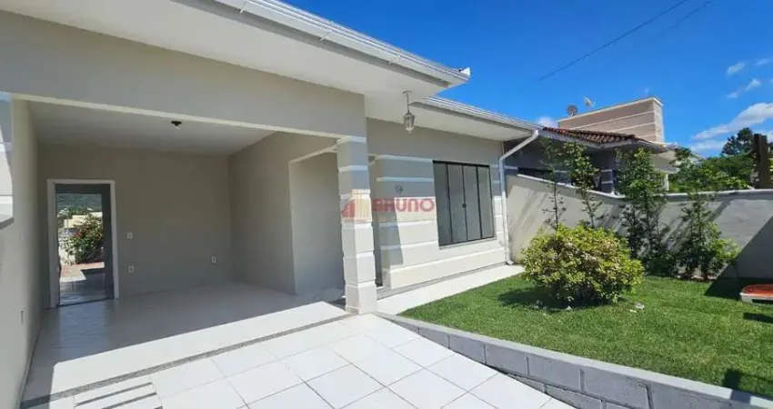 Casa com 2 quartos à venda na Rua João Chiuzon Garcia, Centro, Antônio Carlos