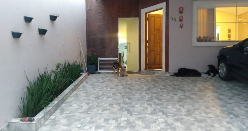 Casa com 2 quartos à venda no Lopes de Oliveira, Sorocaba 