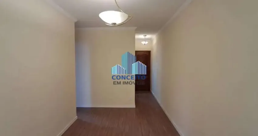 Apartamento para locação, 1 dormitório, 1 banheiro, sala com sacada, área de sérviço, com uma vaga de garagem determinada, 39 m², localizado 600 metros da estação de Metrô Bresser