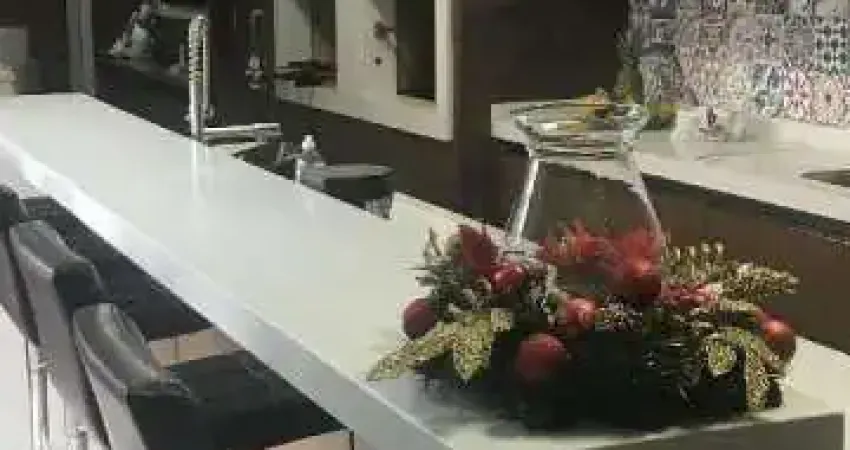 EXCLUSIVO! Casa com Piscina e Churrasqueira em Vila Formosa - 30% ABAIXO do Mercado! 