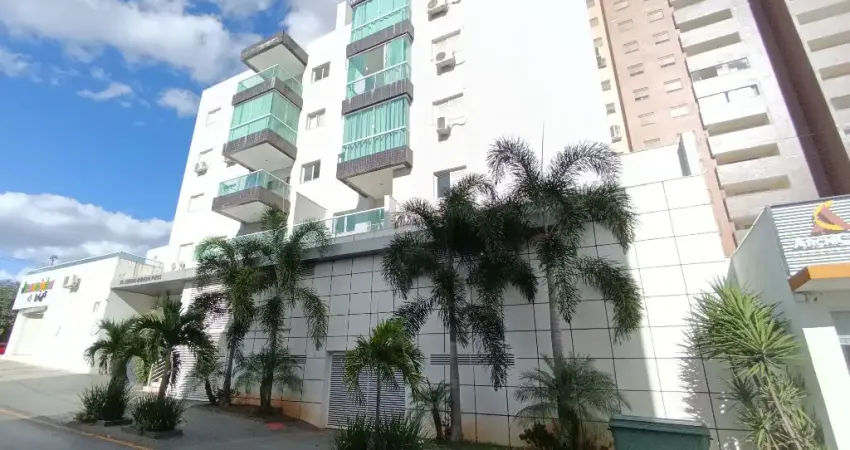 Excelente Cobertura Duplex à Venda no Edifício Simeão Ribeiro Pires