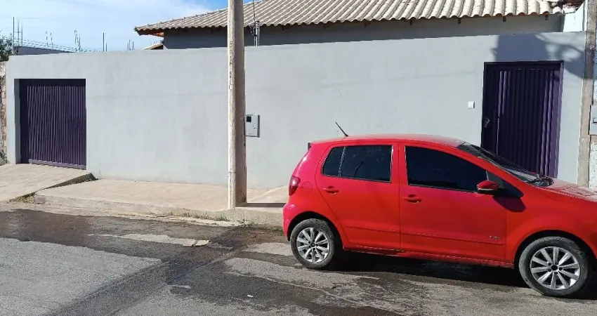 Oportunidade no Esplanada! Casa com 3 Quartos, Suíte e Excelente Acabamento