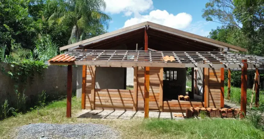 Casa à venda na Quadra 3, Centro, Bonito