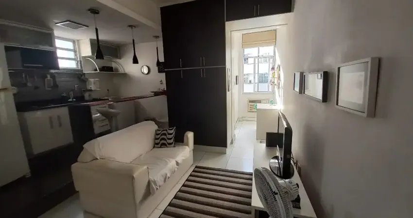 Copacabana  - Excelente Apartamento Com 1quarto Mobiliado