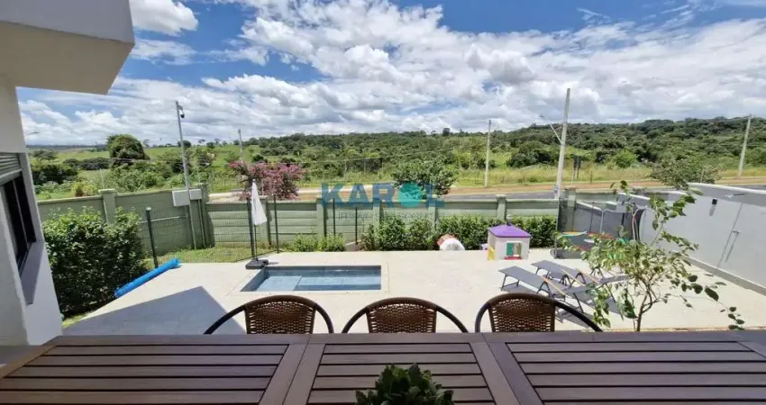 Casa em condomínio fechado com 3 quartos à venda no Granja Marileusa, Uberlândia 