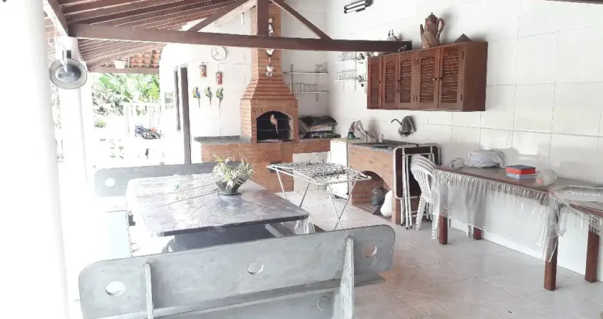 Casa dúplex-pronta para mudar-localizacao privilegiada-vargem pequena