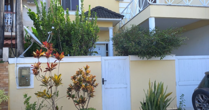 Casa em condomínio fechado com 3 quartos para alugar na Estrada dos Bandeirantes, 12431, Vargem Pequena, Rio de Janeiro