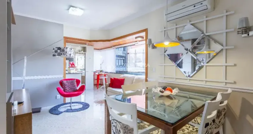 Apartamento , 2 dormitórios, suite, churrasqueira e garagem no Petropolis