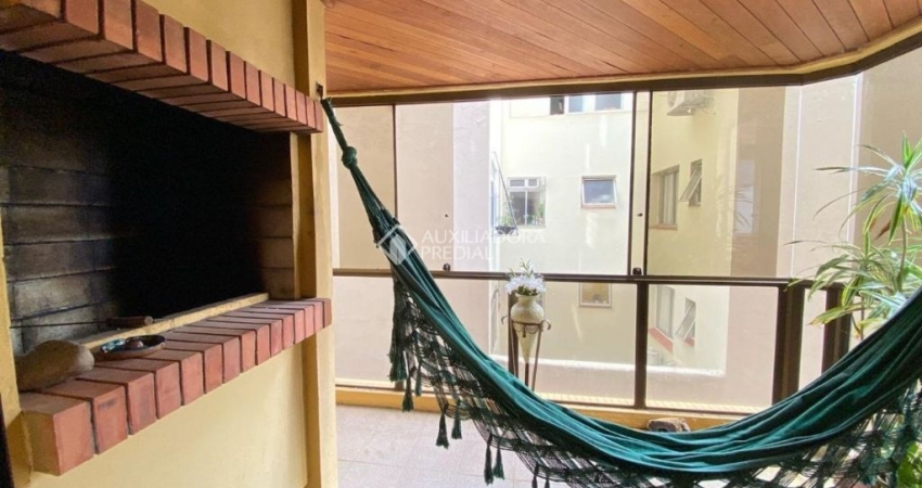 APARTAMENTO 2 DORMITÓRIOS, SACADA, CHURRASQUEIRA E GARAGEM NO MONT SERRAT