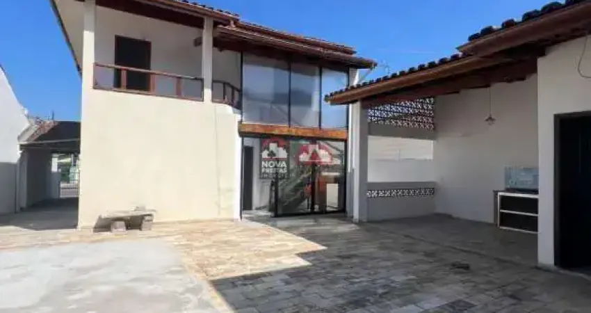 Casa com 3 quartos para alugar na Avenida Maranhão, 400, Jardim Primavera, Caraguatatuba