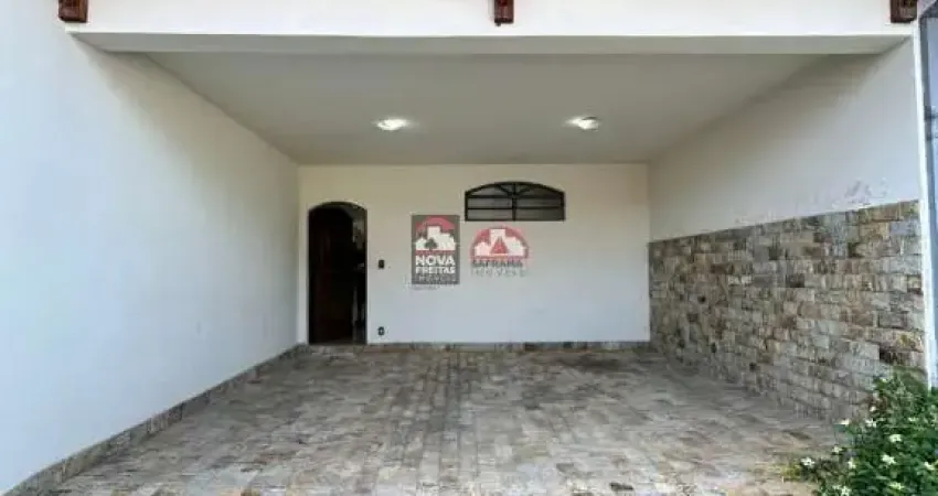 Sobrado para venda ou locação na melhor região de pindamonhangaba! próximo do shibata, ao centro de clínicas médicas e hospitais.