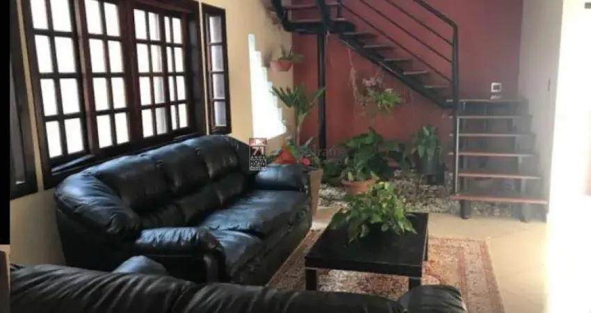 Casa com 3 quartos à venda na Rua Timóteo, Sobrado, 135, Bosque dos Eucaliptos, São José dos Campos