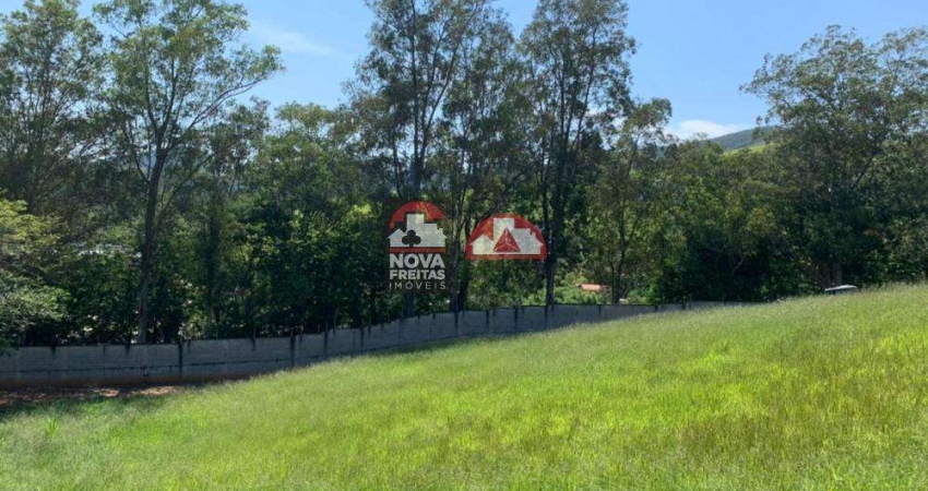 Terreno Padrão em Condomínio em Jambeiro