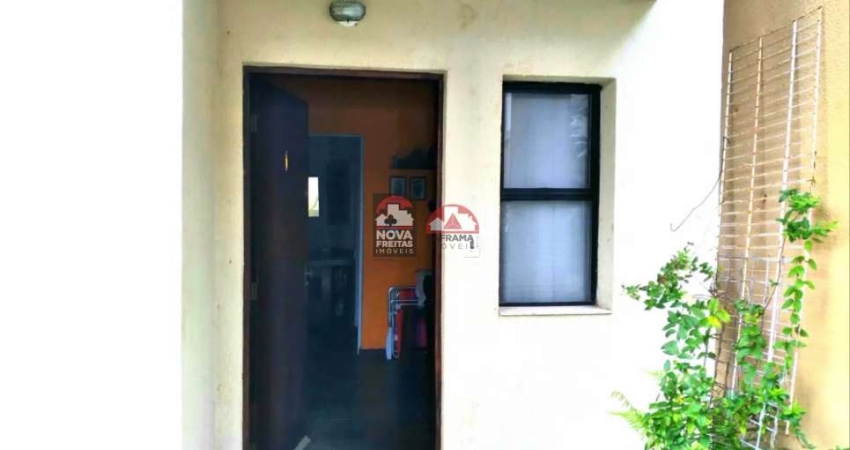 Apartamento térreo à venda ? Próximo à Praia Martim de Sá