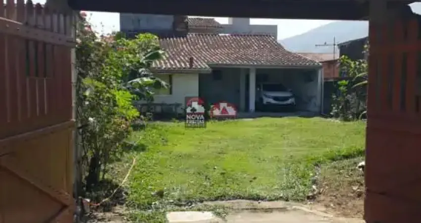Casa com 1 quarto à venda na Rua Rouxinol, 138, Jardim das Gaivotas, Caraguatatuba