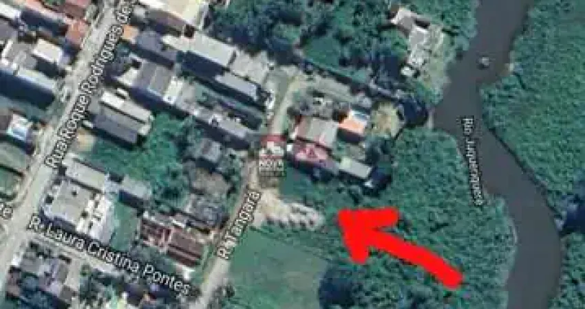 Terreno à venda na Rua Tangará, 27, Barranco Alto, Caraguatatuba